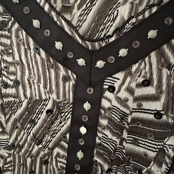 Alberto Makali Black and White Patterned Top - Picture 2 of 3
